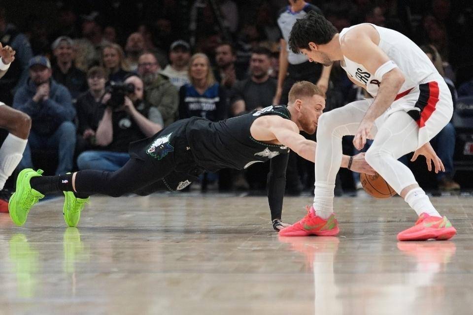 九游体育-葡萄牙体育豪取连胜备战NBA季后赛明尼苏达森林狼手感冰凉备战西甲,媒体一致点评:马赛关键时刻再遭质疑的简单介绍